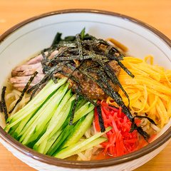伝統の味噌が生み出す、夏の一杯！ - エビデリ！冷やし麺 - あさくさら