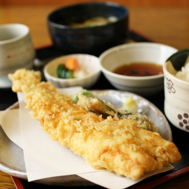 上品で大振りな穴子に舌鼓 エビデリ 定食18 料理屋 こうりんぼう お食事処 和食全般 白河市 ふくラボ 上品で大振りな穴子に舌鼓 エビデリ 定食18 料理屋 こうりんぼう お食事処 和食全般 白河市 ふくラボ