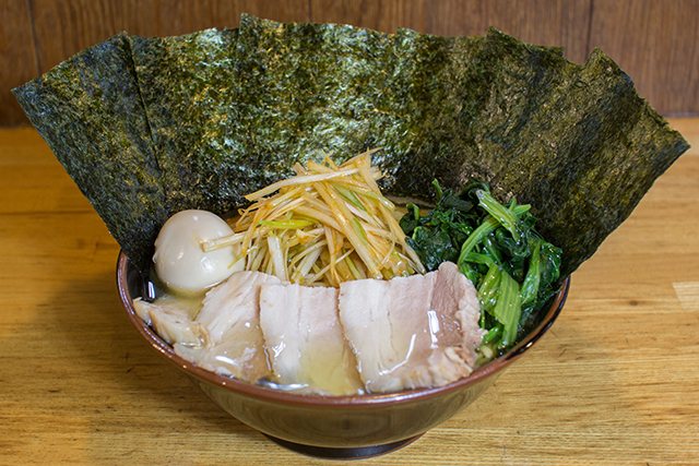 長時間 超火力 いわき初の家系は 強烈に煮込む豚骨スープが決め手 ラーメン特集 横浜ラーメンとんこつ家 いわき店 ラーメン 平 内郷 北部 ふくラボ