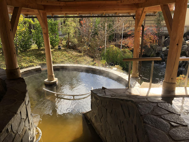 花ももの湯 自慢の3種の源泉からひいた露天風呂と多彩な温浴施設をご紹介 特集 いいざか 花ももの湯 日帰り温泉 福島市北部 ふくラボ
