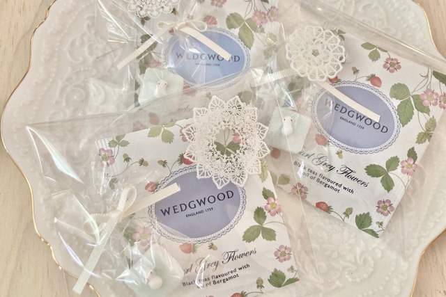 フランシュリッペ おやこうさぎ プレート ミルク ブルーのリボン 新品