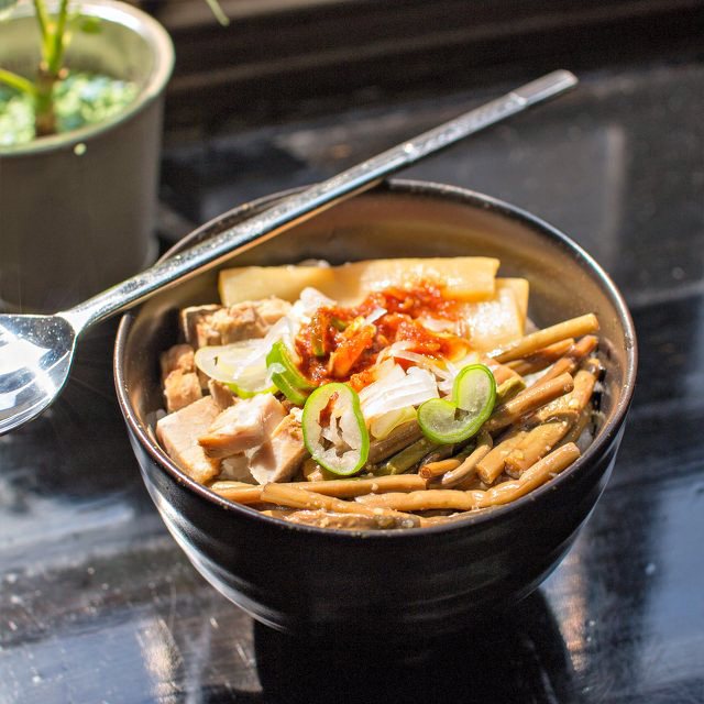 ウリ 私たち のまかないご飯 エビデリ Donburi ウリナム食堂 ラーメン 喜多方市 ふくラボ