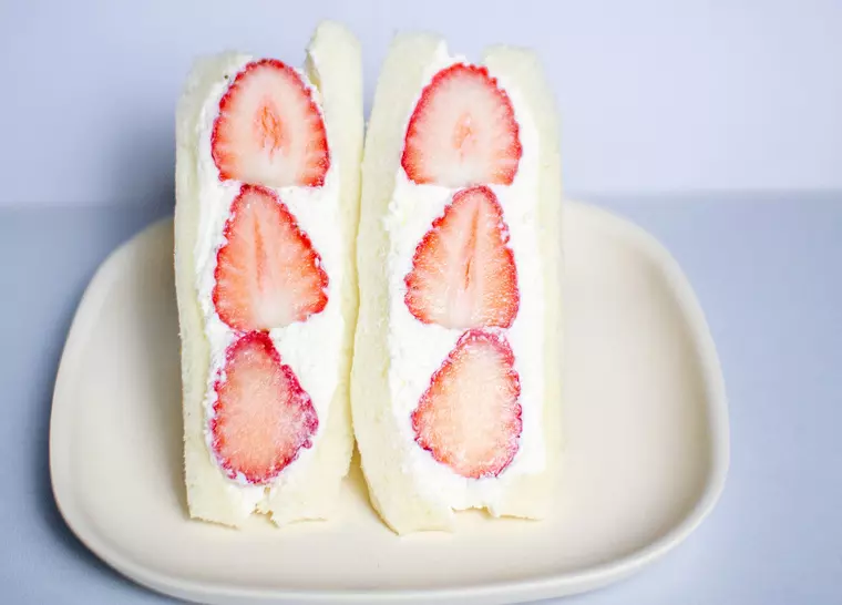 ▲「いちごサンド」…420円(税別)