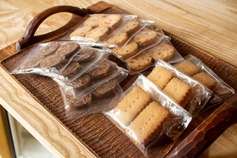 ▲「米粉のクッキー 各種」…280円～