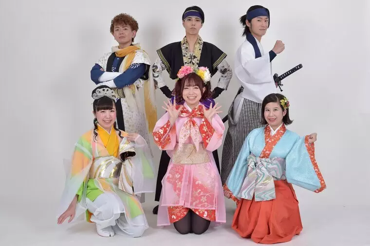 ▲HAPPYふくしま隊メンバー
(左上から時計回りに)麺、醸、剣、空、華、美湯