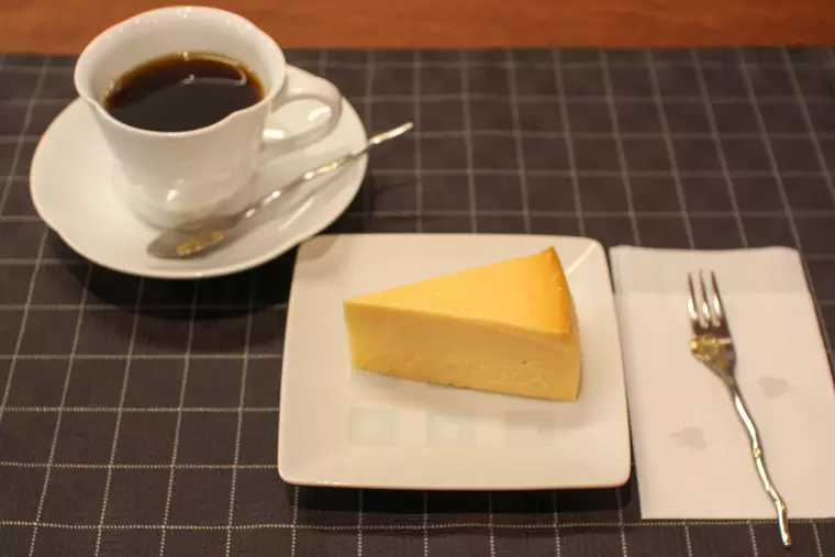 ▲「やまつりブレンド」「チーズケーキ」