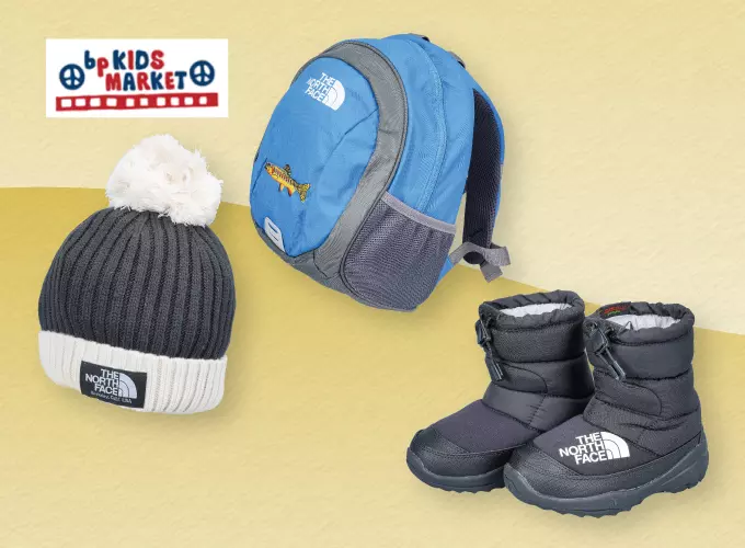 〈THE NORTH FACE〉
ポンポンカプッチョ（ニット帽）　3,960円
ホームスライス（リュック）　6,490円
ヌプシブーティ（ブーツ）　9,900円
（すべて税込）