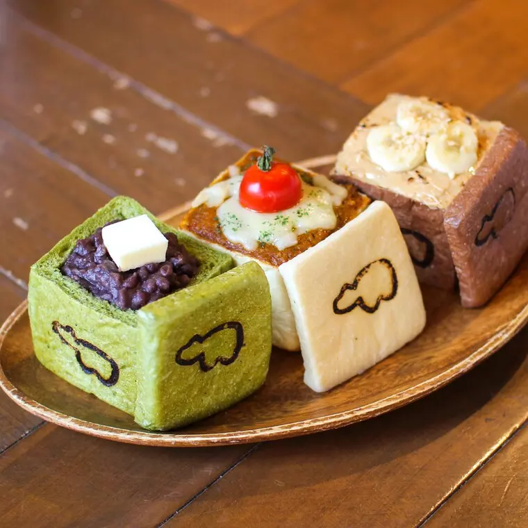 ▲「キュートBOX」1個 540円(税込)
(あんバター/キーマカレー/バナナピーナッツクリーム)
