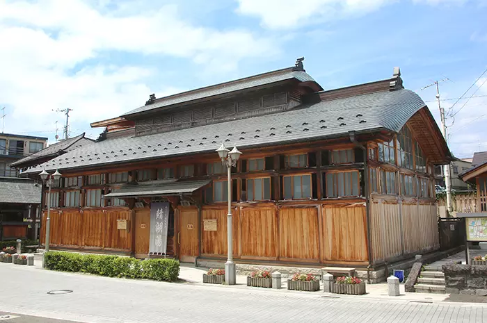 （画像引用：飯坂温泉共同浴場 公式WEBサイト）