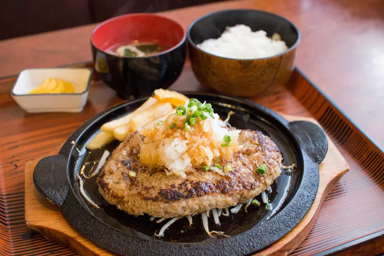 ▲「ジャンボ和風ハンバーグ」1,400円(税込)