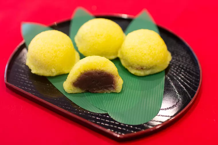 ▲「あわまんじゅう」1個 130円(税込)
