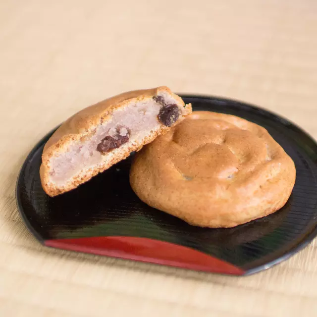 ▲「鴫山(しぎやま)」1個 180円(税込)
