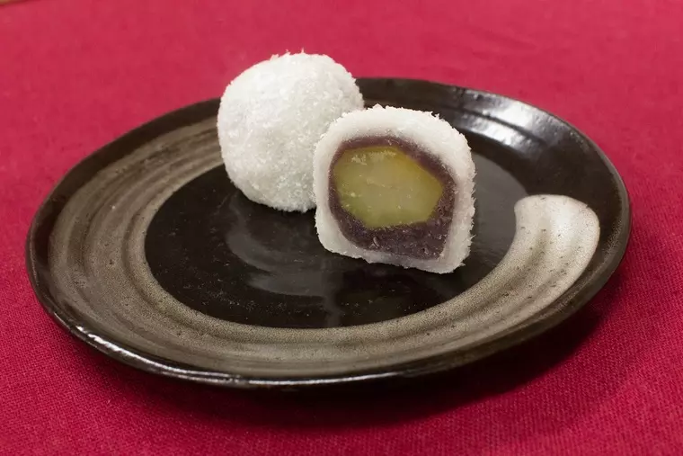 ▲「しらゆき」...1個260円(税込)