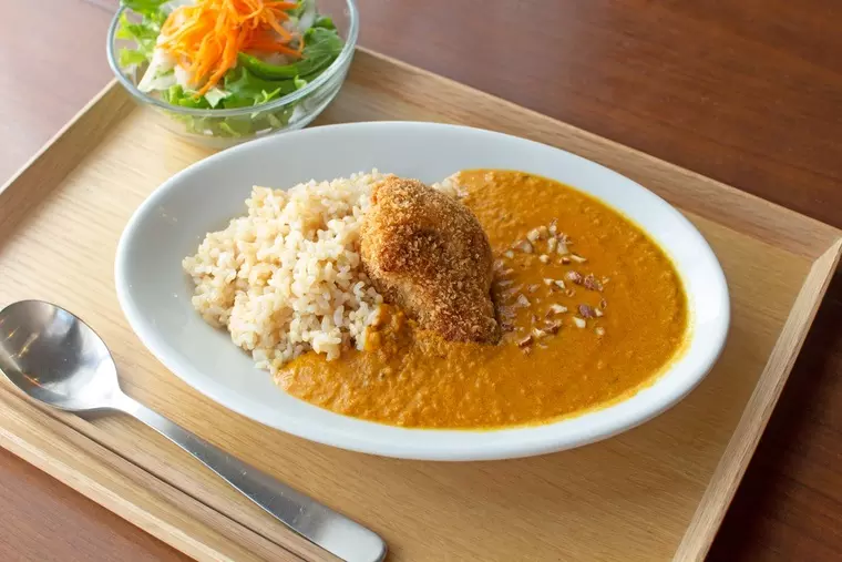 ■「落花生とココナッツのカレー定食」...1,200円(税込)