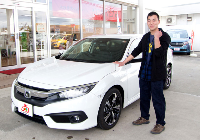 新型 CIVICセダン