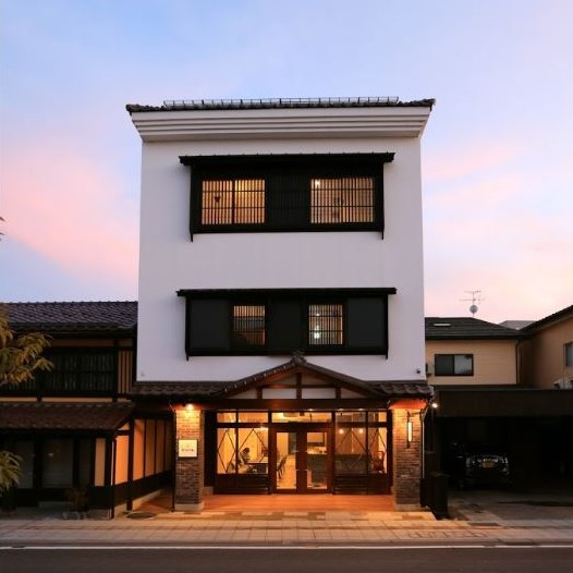 kaien Hostel & Cafe BAR